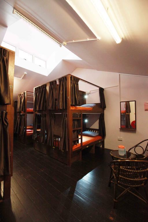 60S Hostel سنغافورة الغرفة الصورة