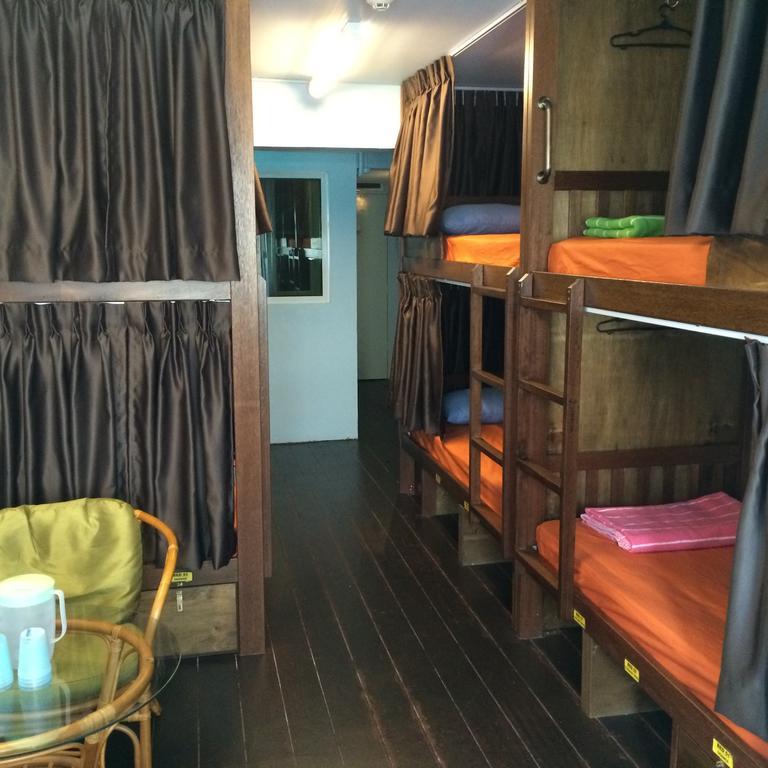 60S Hostel سنغافورة الغرفة الصورة